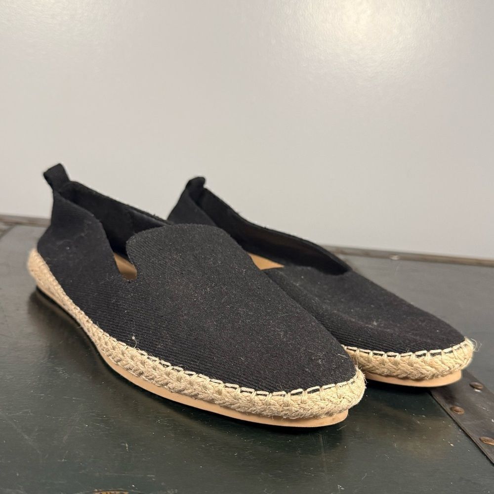 Universal Thread black espadrille flat loafers Women’s Size 10